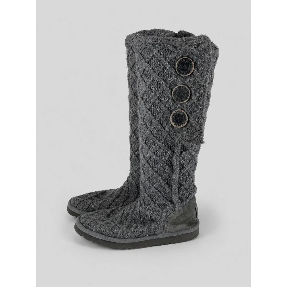 UGG Lattice Cardy Tall Knit Boots Womens 9 Grey Cable Knit Button